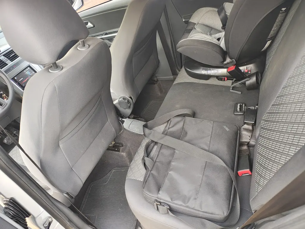 VOLKSWAGEN Fox - Foto