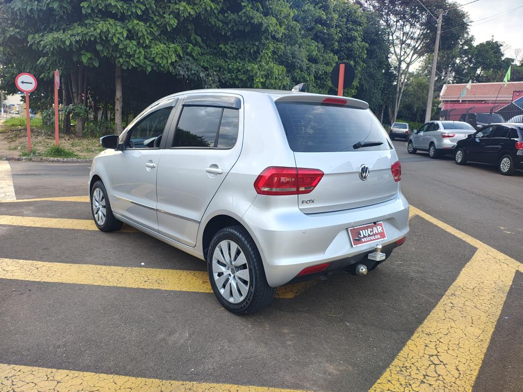 VOLKSWAGEN Fox - Foto