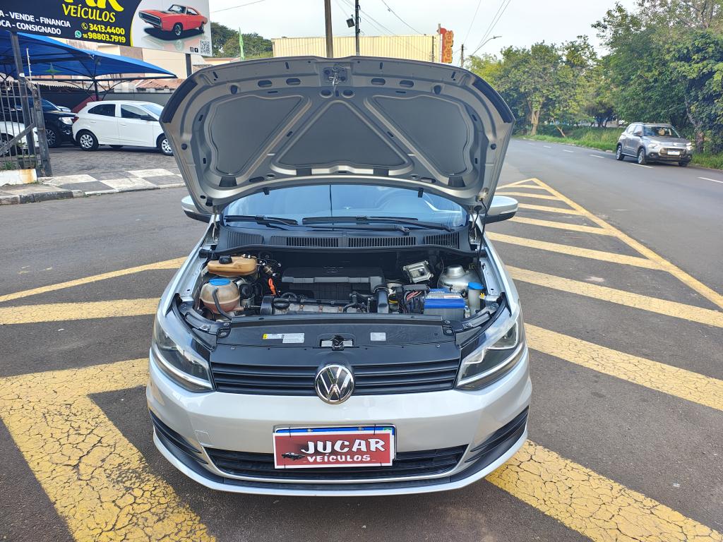 VOLKSWAGEN Fox - Foto