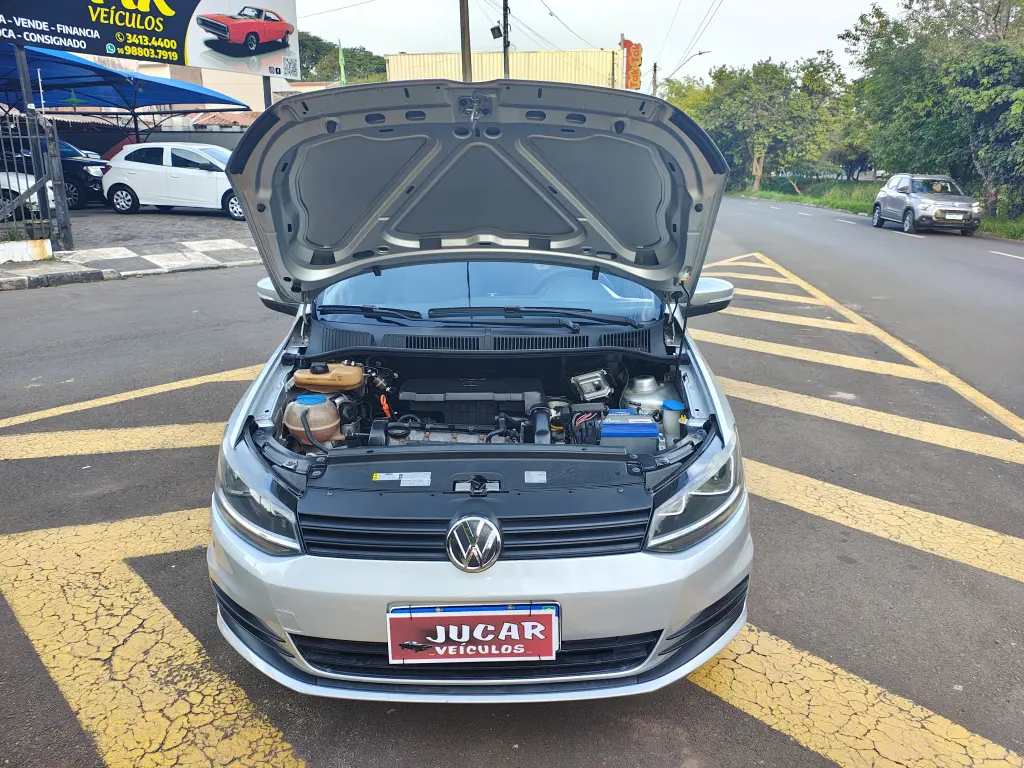 VOLKSWAGEN Fox - Foto