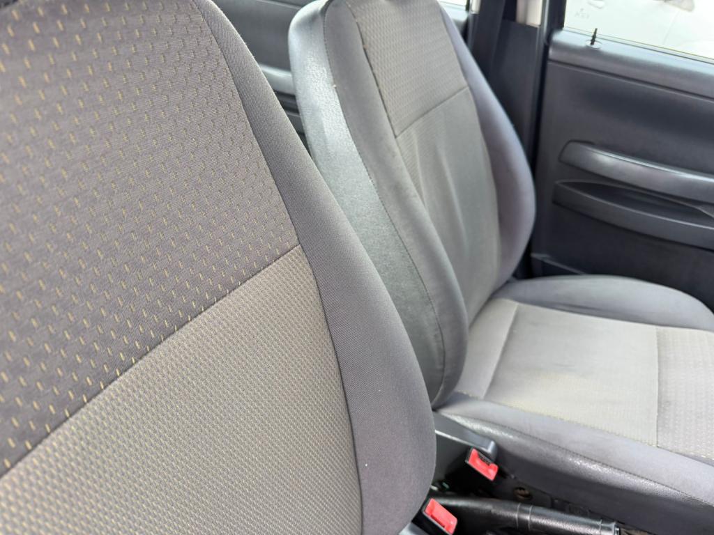VOLKSWAGEN Fox - Foto