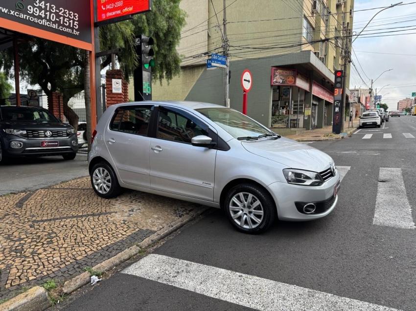 VOLKSWAGEN Fox - Foto