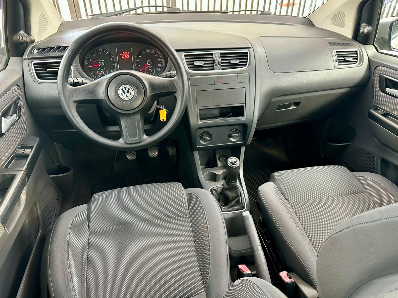VOLKSWAGEN Fox - Foto