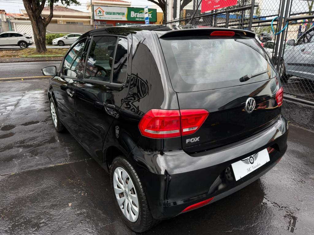 VOLKSWAGEN Fox - Foto