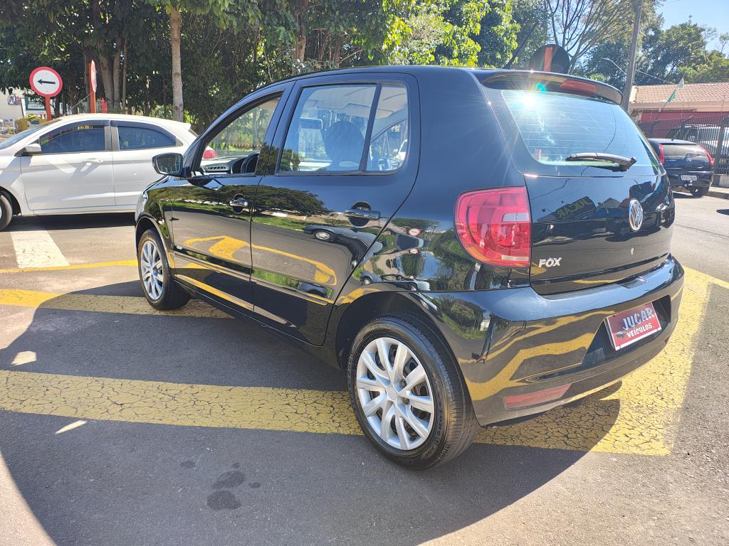 VOLKSWAGEN Fox - Foto