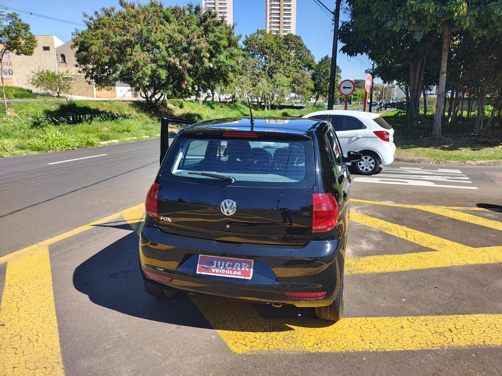 VOLKSWAGEN Fox - Foto