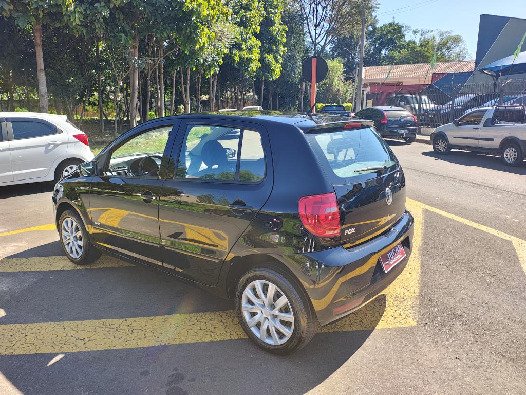 VOLKSWAGEN Fox - Foto
