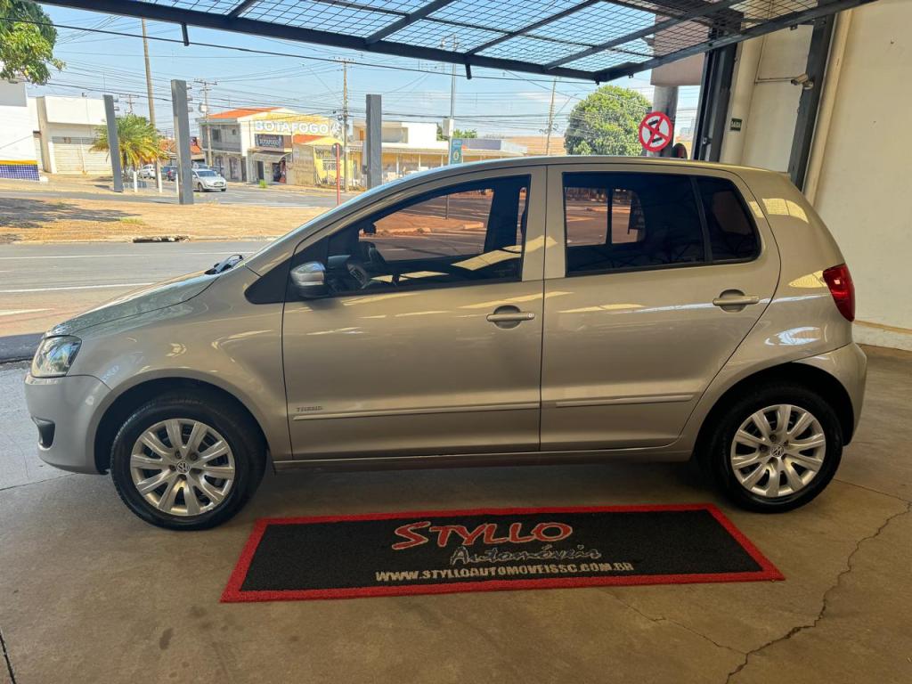 VOLKSWAGEN Fox - Foto