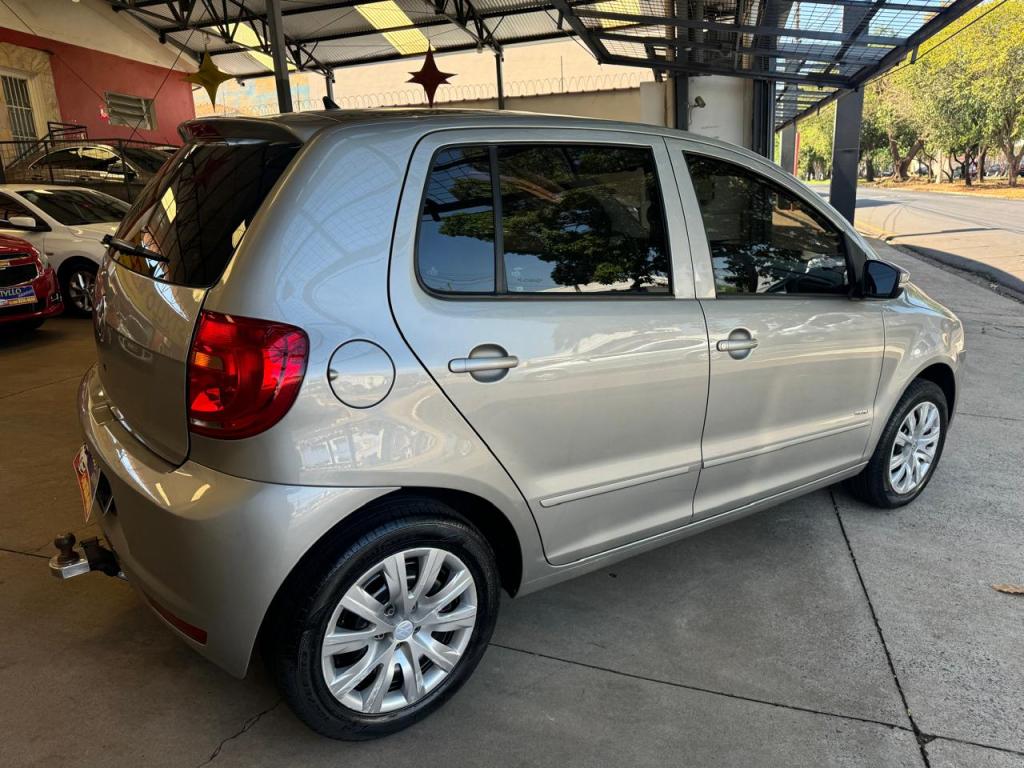 VOLKSWAGEN Fox - Foto
