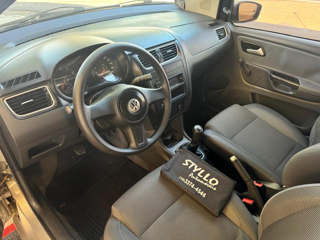 VOLKSWAGEN Fox - Foto