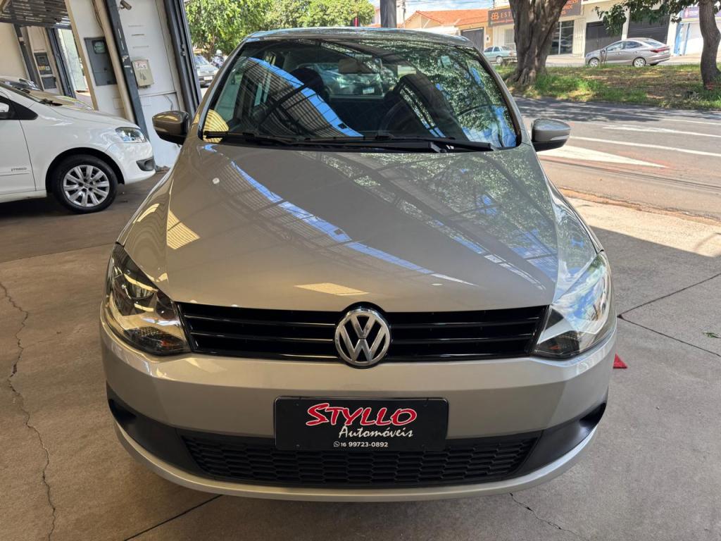 VOLKSWAGEN Fox - Foto