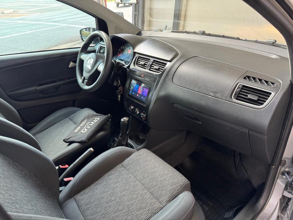 VOLKSWAGEN Fox - Foto