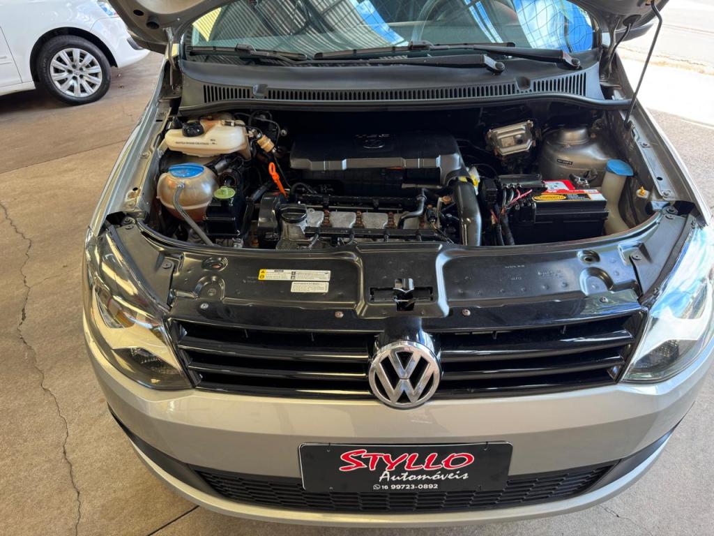 VOLKSWAGEN Fox - Foto