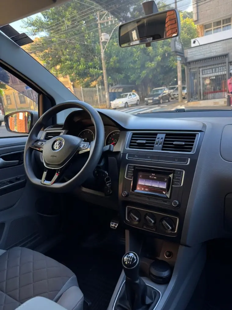 VOLKSWAGEN Fox - Foto