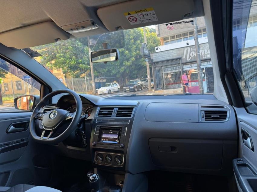 VOLKSWAGEN Fox - Foto