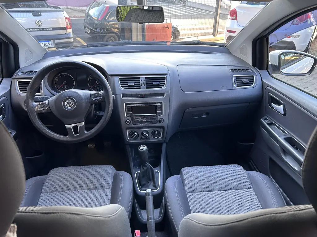 VOLKSWAGEN Fox - Foto