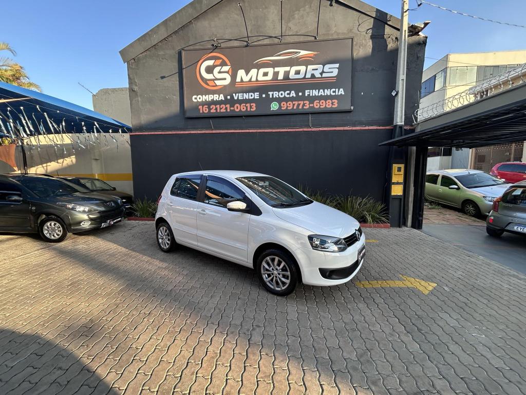 VOLKSWAGEN Fox - Foto