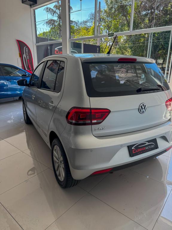 VOLKSWAGEN Fox - Foto