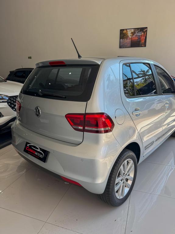 VOLKSWAGEN Fox - Foto