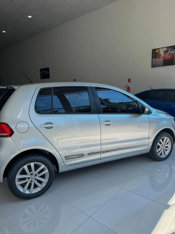 VOLKSWAGEN Fox - Foto