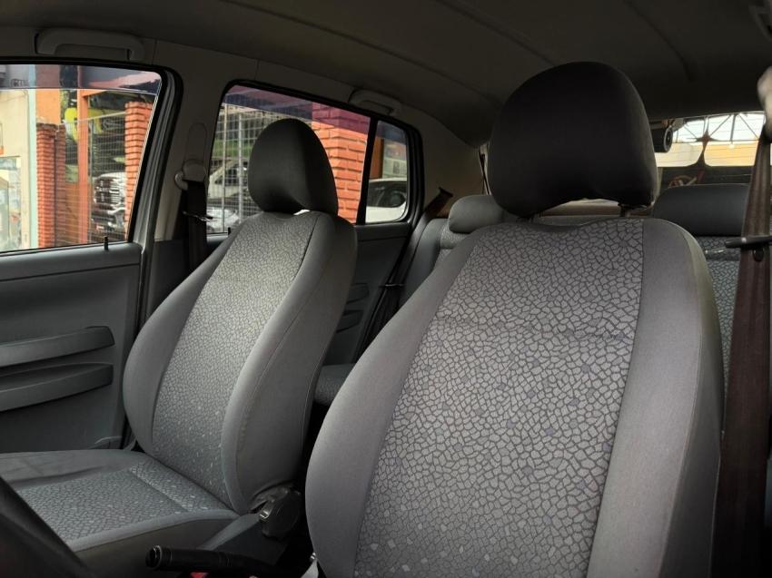 VOLKSWAGEN Fox - Foto