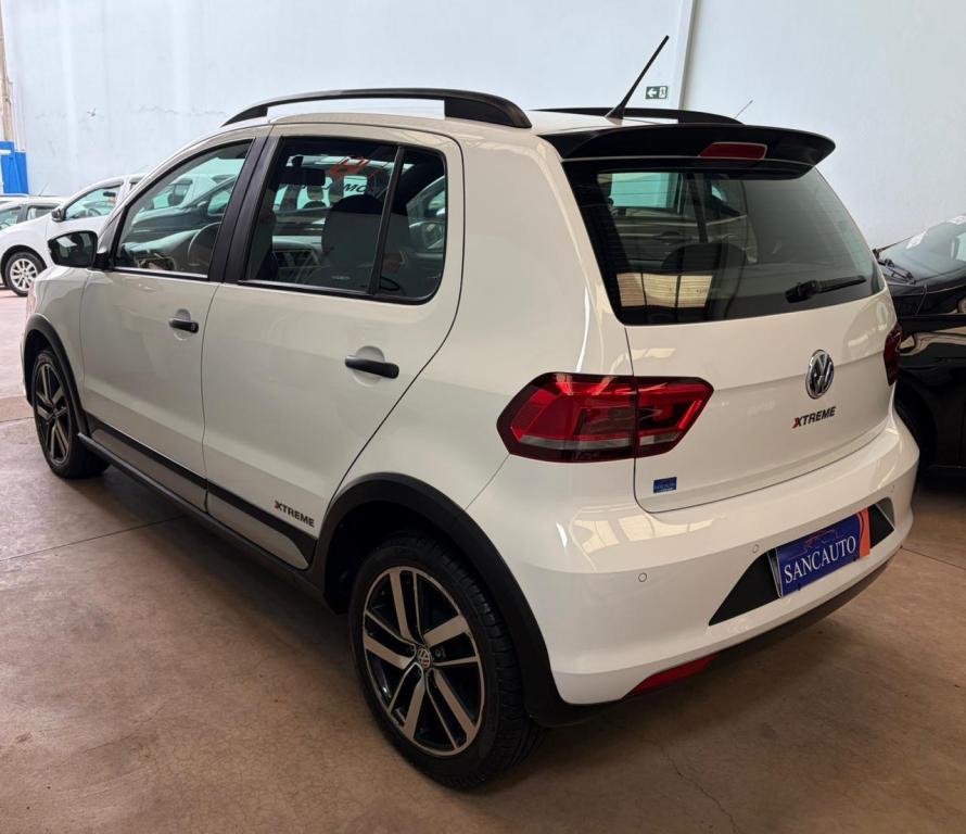 VOLKSWAGEN Fox - Foto