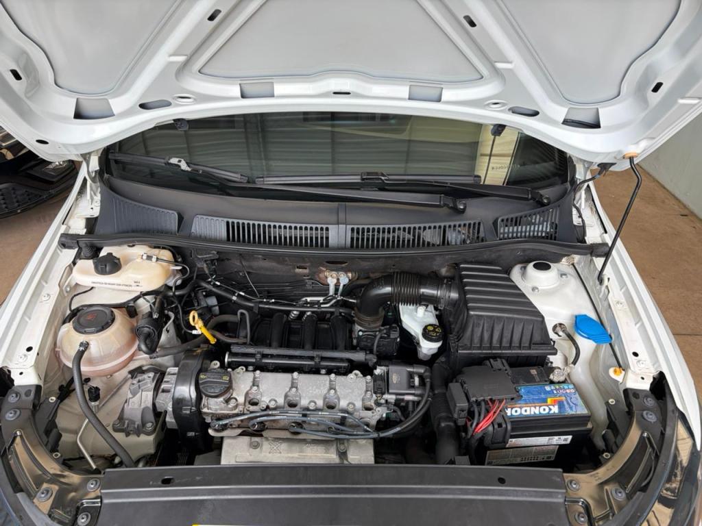 VOLKSWAGEN Fox - Foto