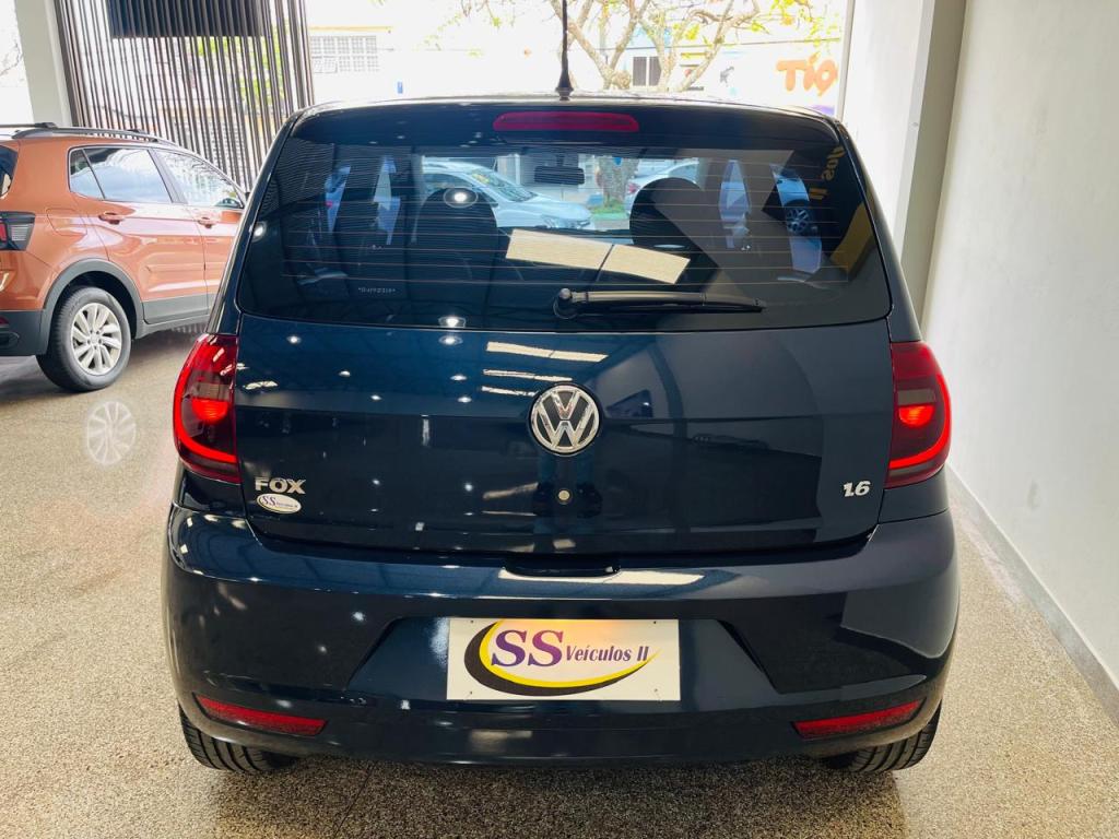 VOLKSWAGEN Fox - Foto