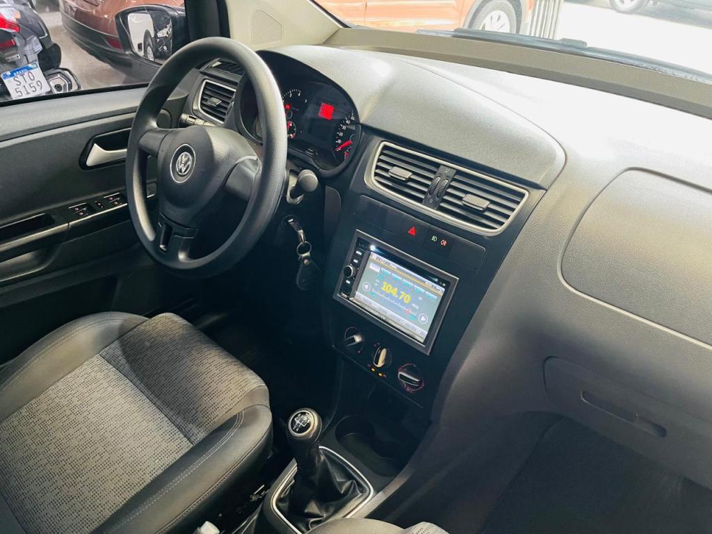 VOLKSWAGEN Fox - Foto