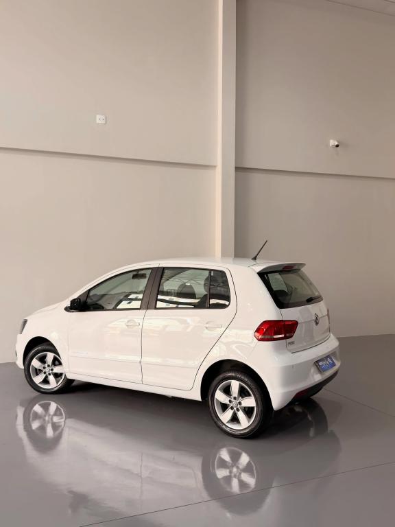 VOLKSWAGEN Fox - Foto