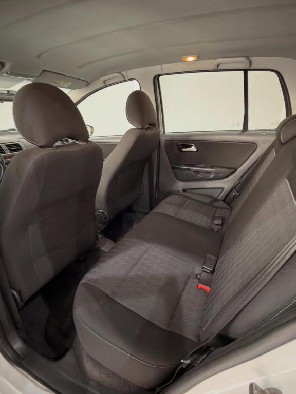 VOLKSWAGEN Fox - Foto