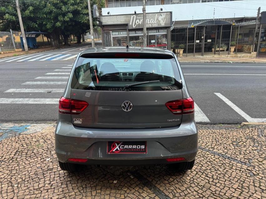 VOLKSWAGEN Fox - Foto