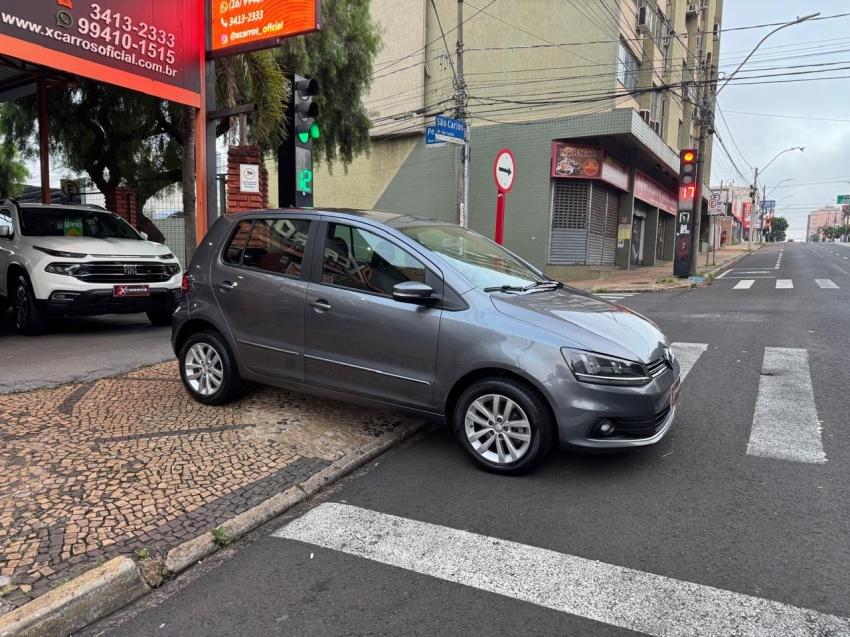 VOLKSWAGEN Fox - Foto