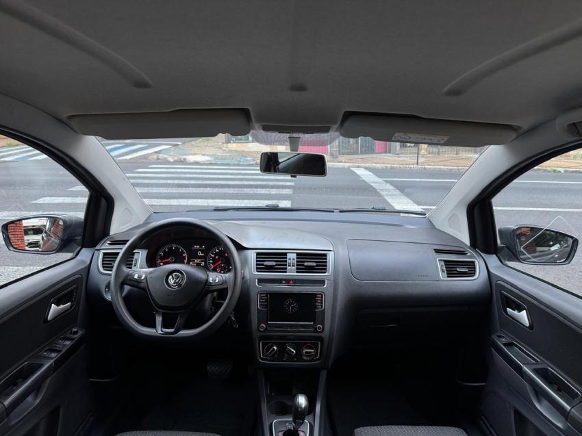 VOLKSWAGEN Fox - Foto