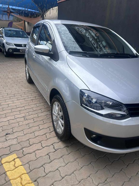 VOLKSWAGEN Fox - Foto