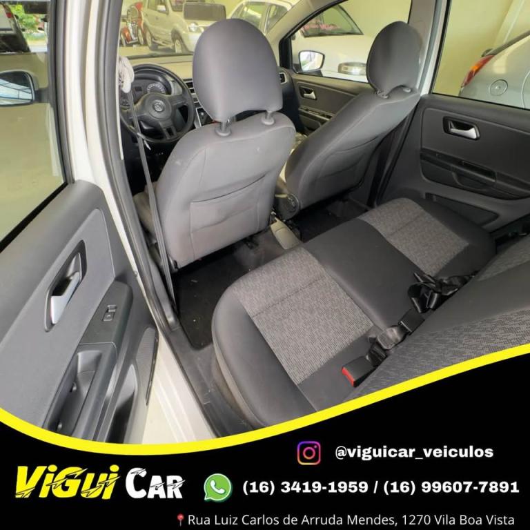 VOLKSWAGEN Fox - Foto