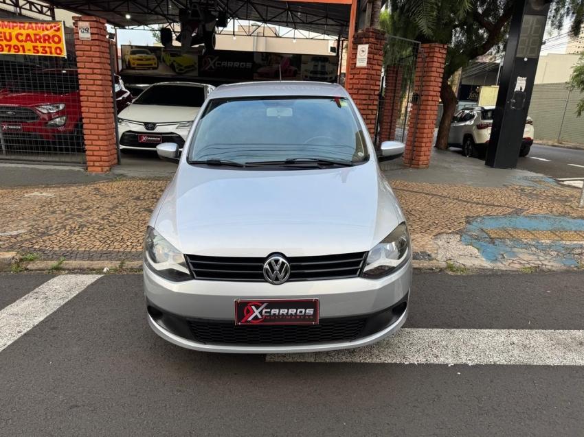 VOLKSWAGEN Fox - Foto