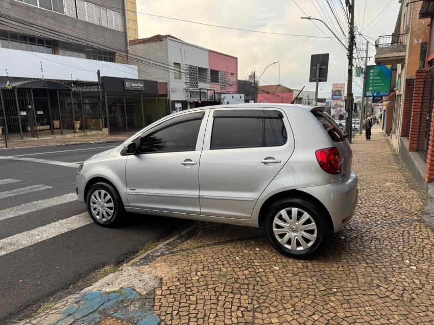 VOLKSWAGEN Fox - Foto