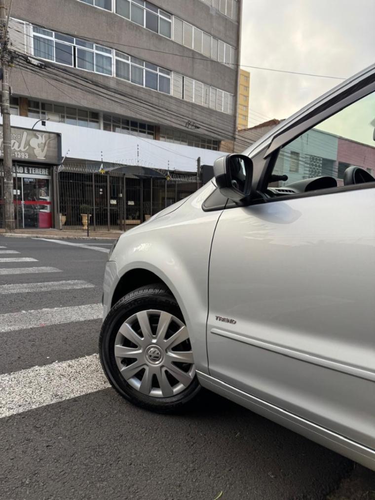 VOLKSWAGEN Fox - Foto