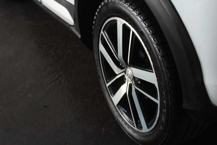 VOLKSWAGEN Fox - Foto