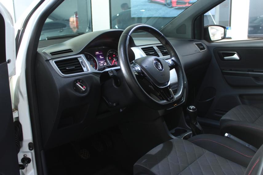 VOLKSWAGEN Fox - Foto