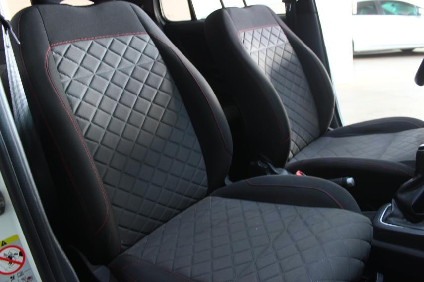 VOLKSWAGEN Fox - Foto