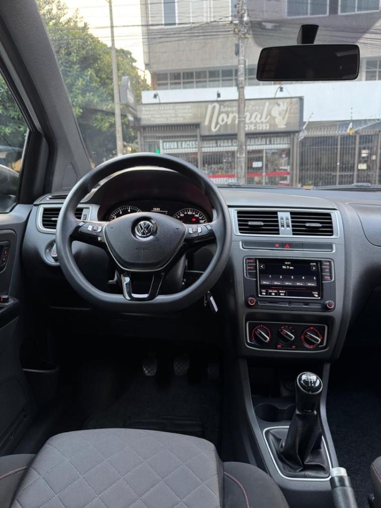 VOLKSWAGEN Fox - Foto