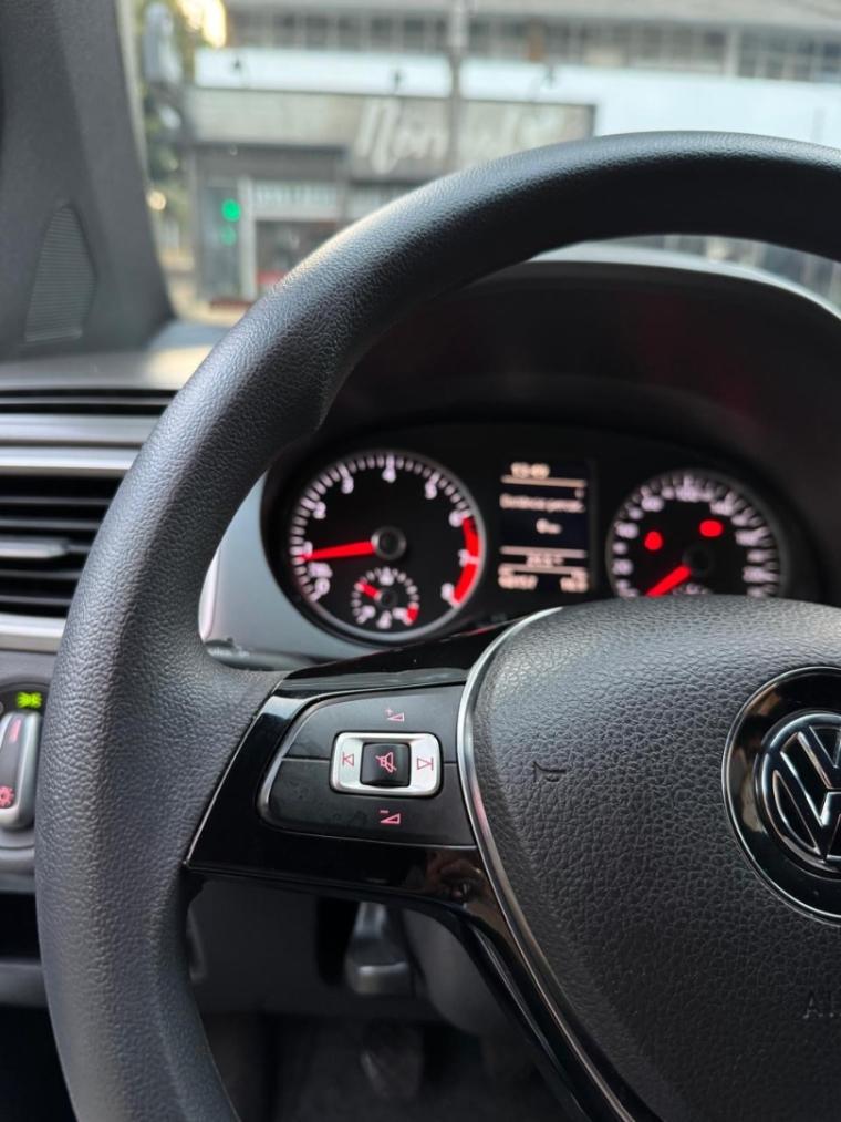 VOLKSWAGEN Fox - Foto