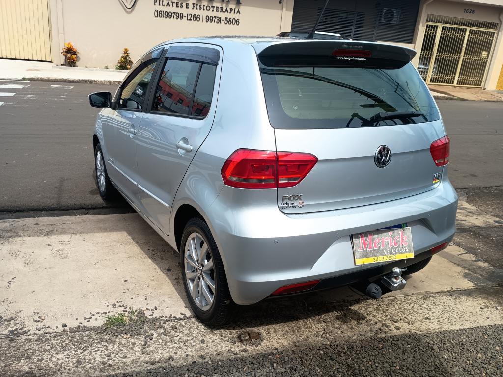VOLKSWAGEN Fox - Foto