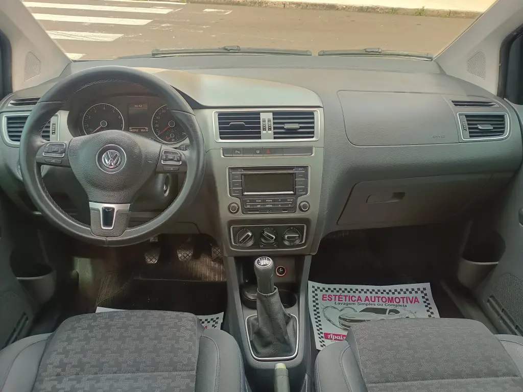 VOLKSWAGEN Fox - Foto