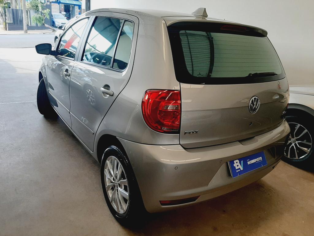 VOLKSWAGEN Fox - Foto