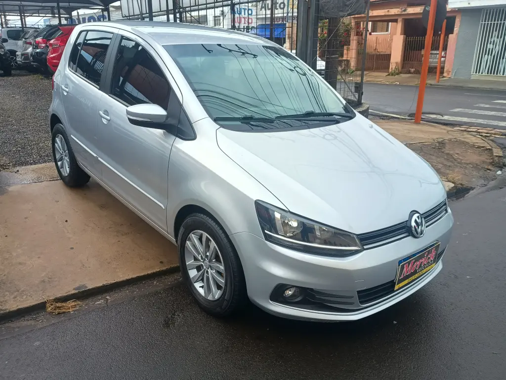 VOLKSWAGEN Fox - Foto