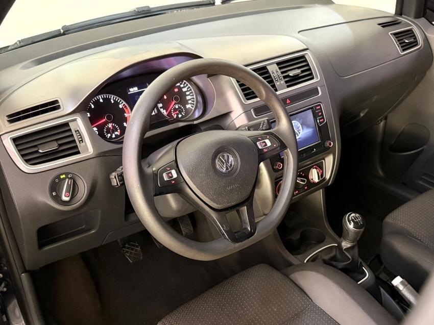 VOLKSWAGEN Fox - Foto