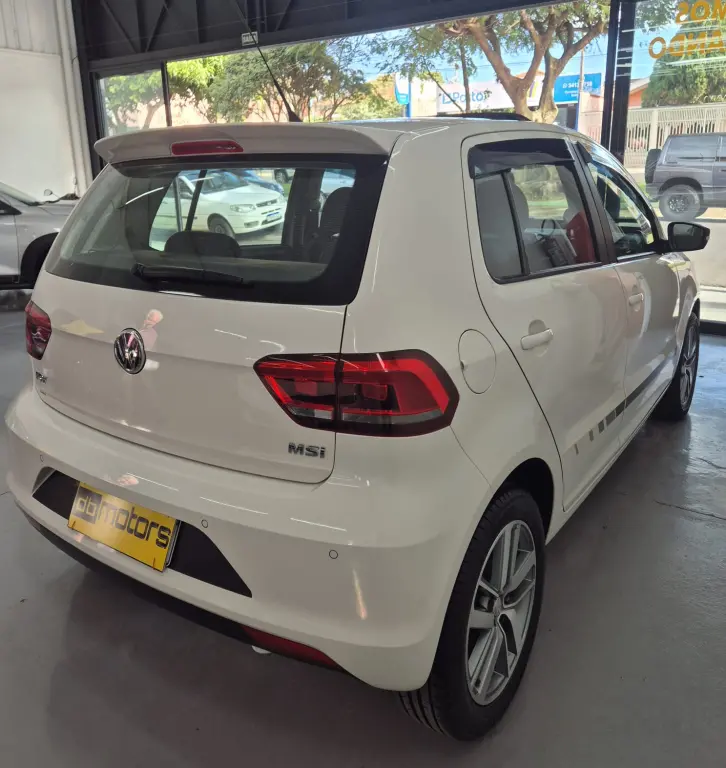 VOLKSWAGEN Fox - Foto